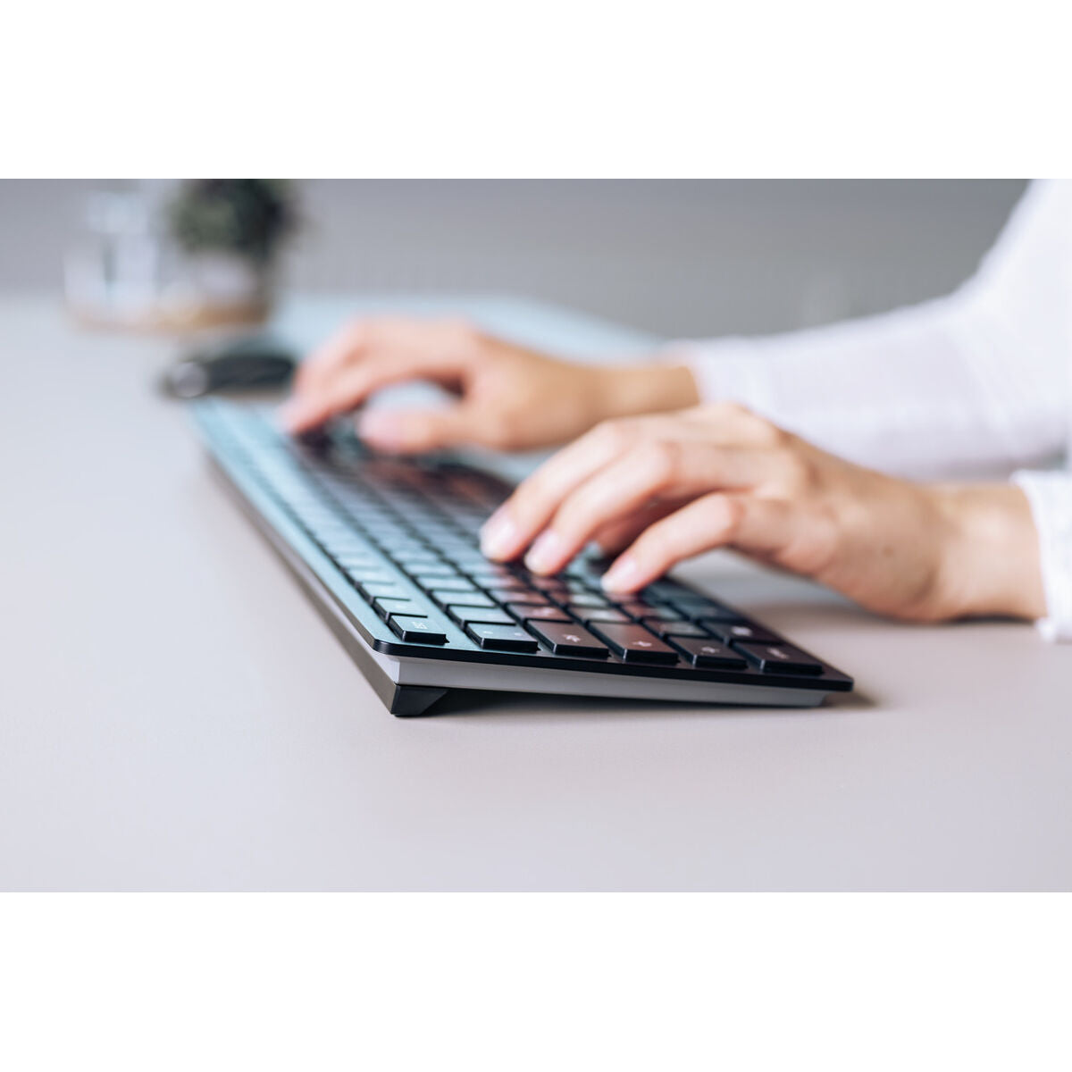 V9HFAD2A082BE2E78BD238B4339C34821AFR3493547P3