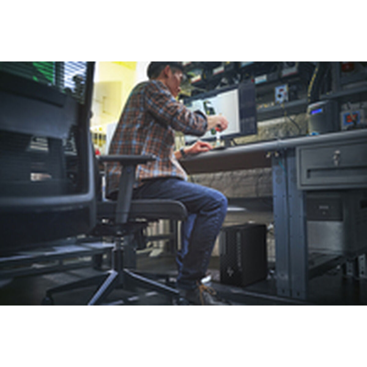 V2HA213FDC7D78ED4B6A6BE62484A07E75DR6049780P1