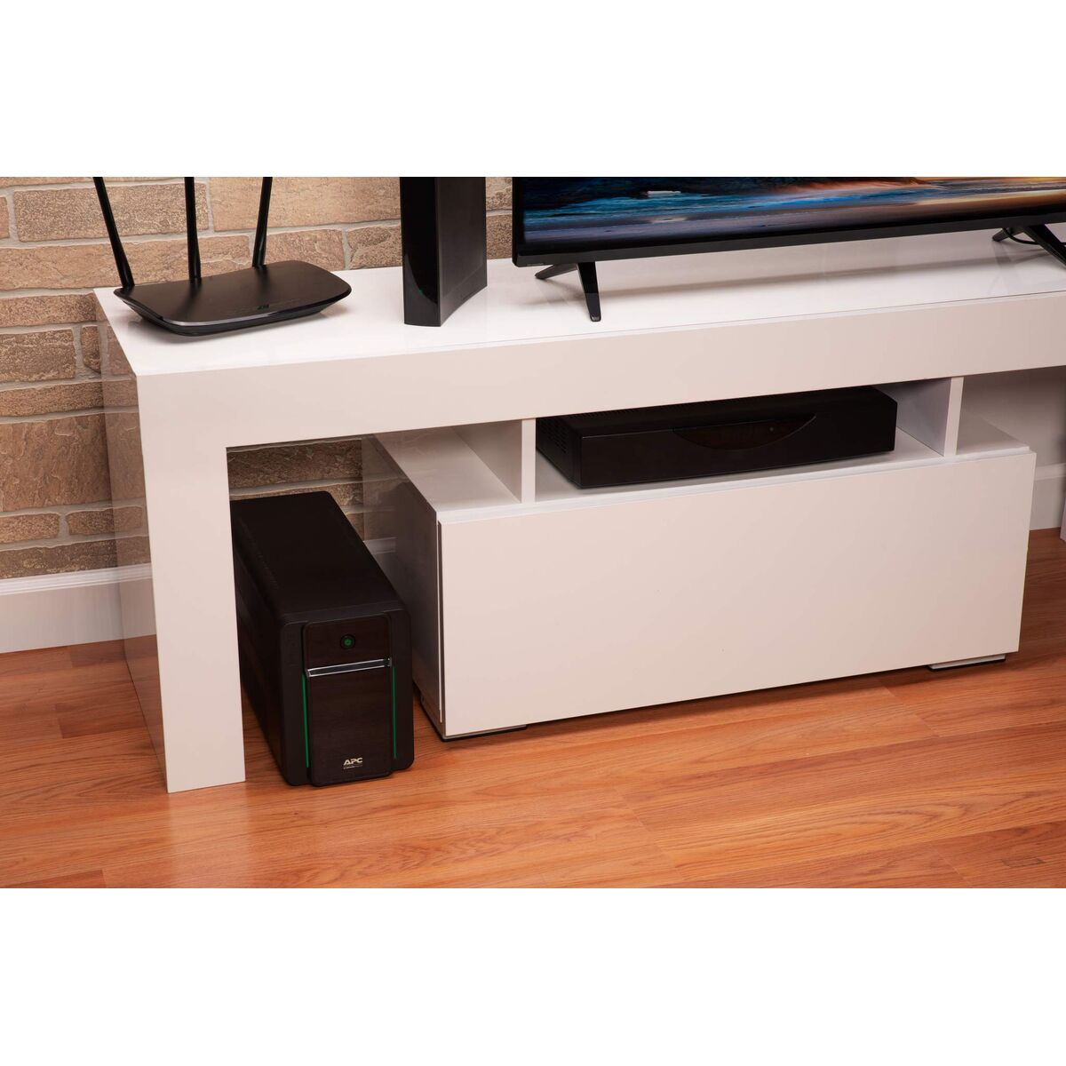 V2H553E3C151DA39F4E036644CE4512A083R7491216P8