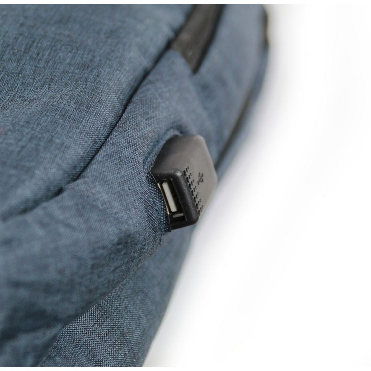 V4H366AE647B4031D9E46C2D9EDB17AF72DR5642919P4