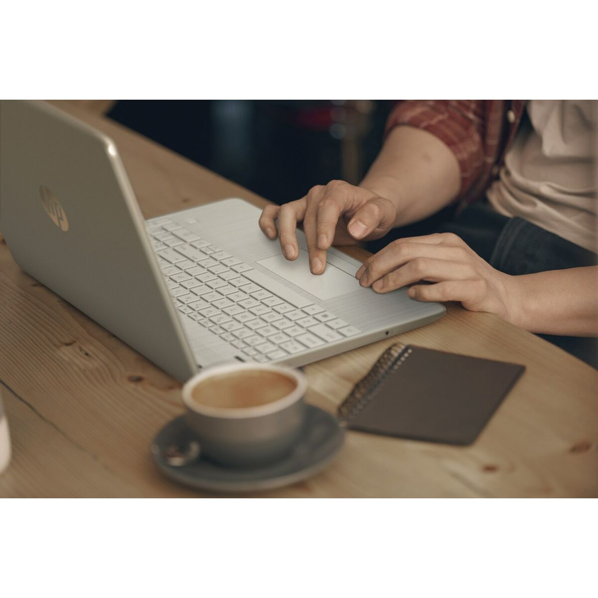 V4H04AFC0F82C93E89B728656C697E786C7R6343695P5