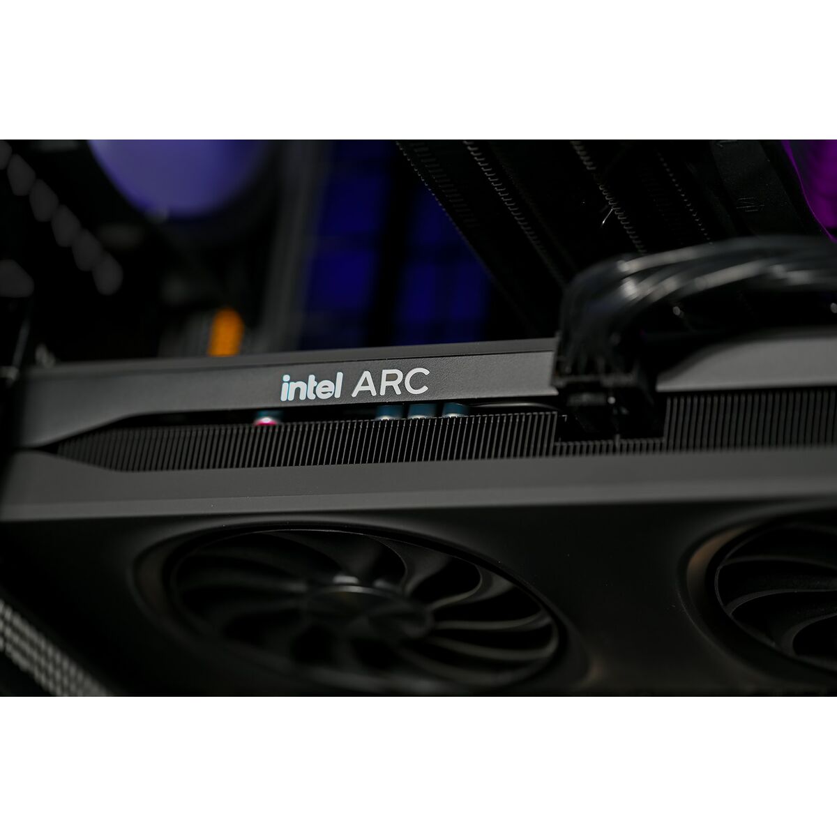 V3H456F661B567396ABEBBA3D55D67D643CR5621433P8