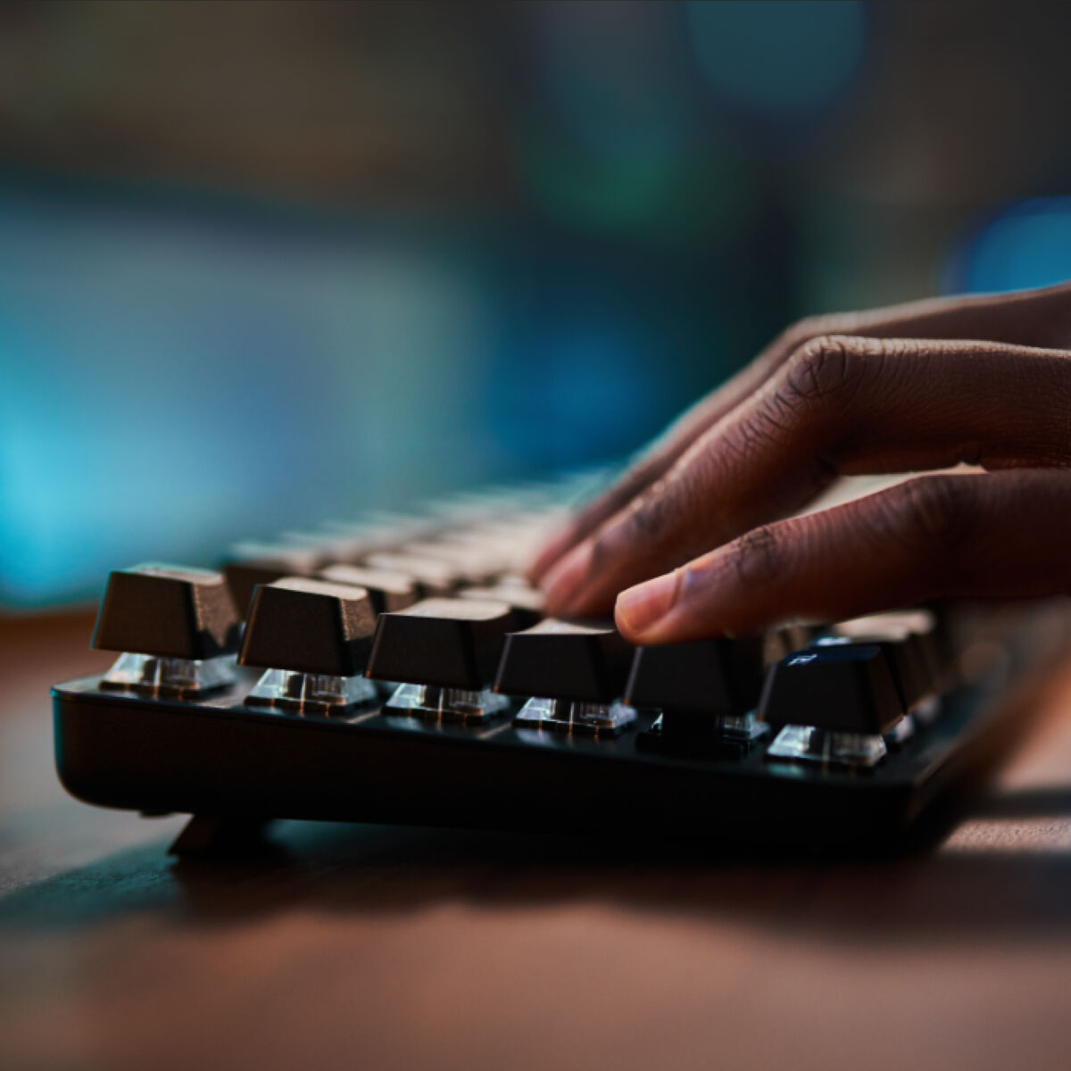 V5H28583A06D82D886B6A1C5E60365964FCR5580497P4