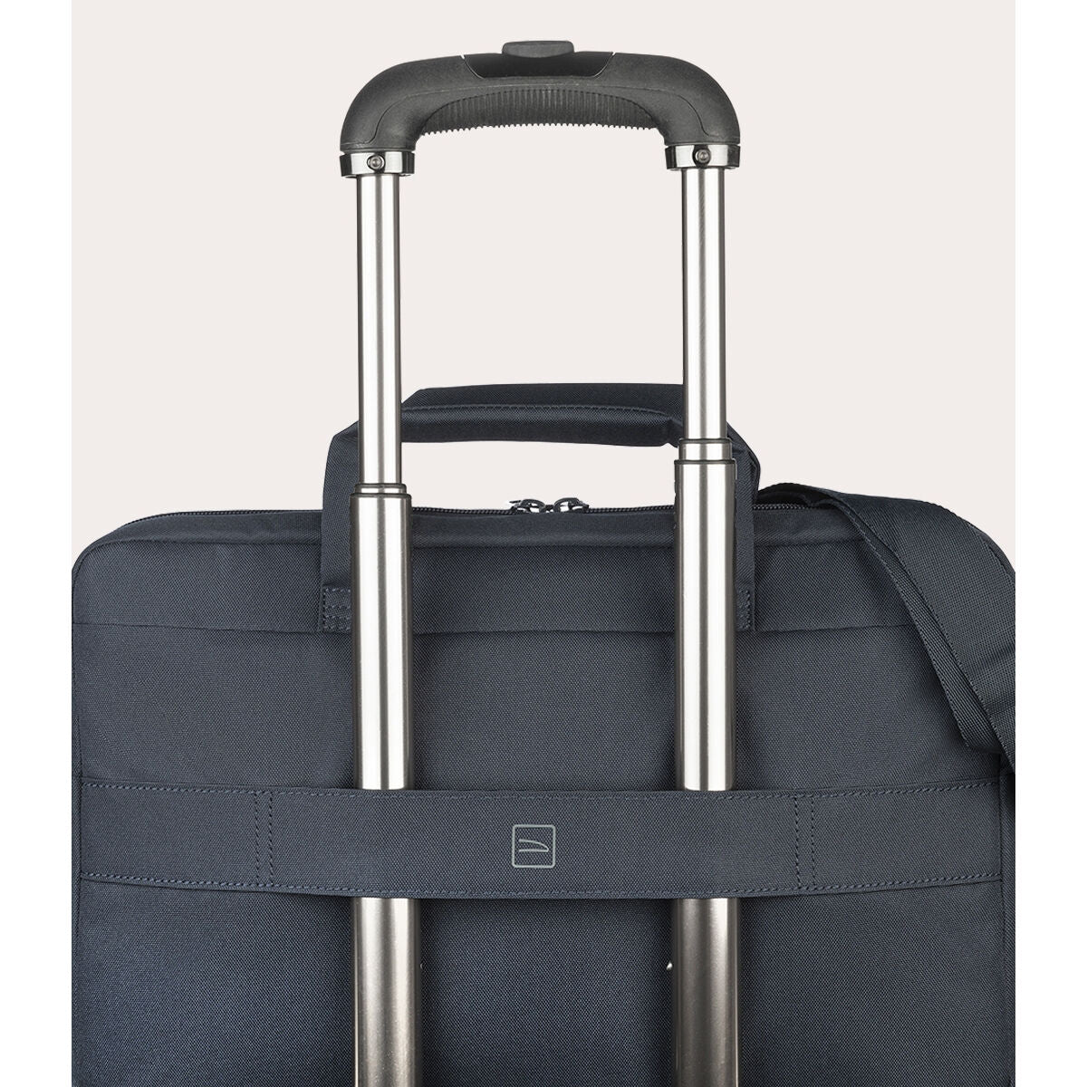 V2H898BBA721A1C388F78C68D5BCE724E00R7505681P6