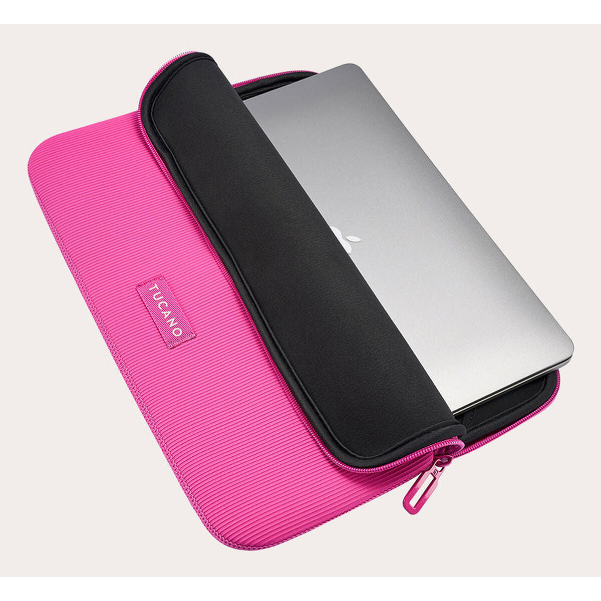 V2HF447425B822D8F30E03D7620395938DAR7522554P7