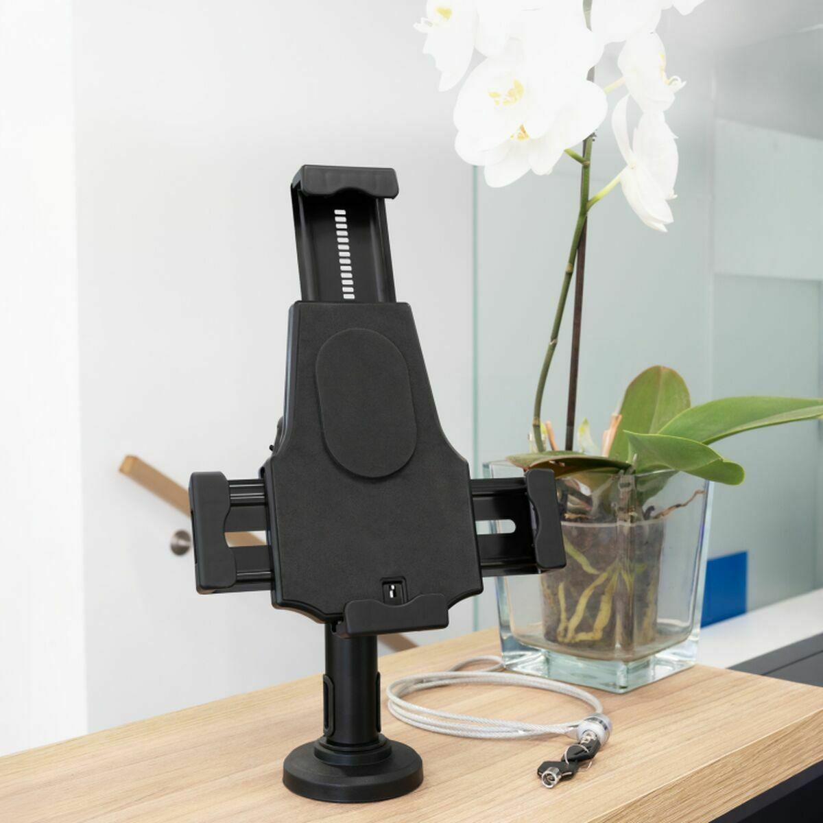 V2HEBC6DAB1B7C43B4F10FC20FA18C757BBR7289583P3