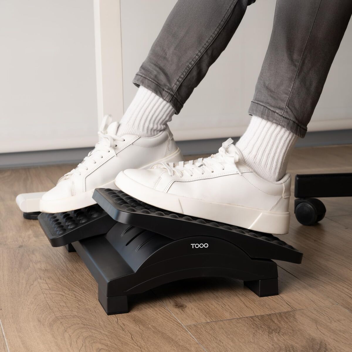 V2HE892B0D192591E360F2980F4CF2477E9R7607933P9