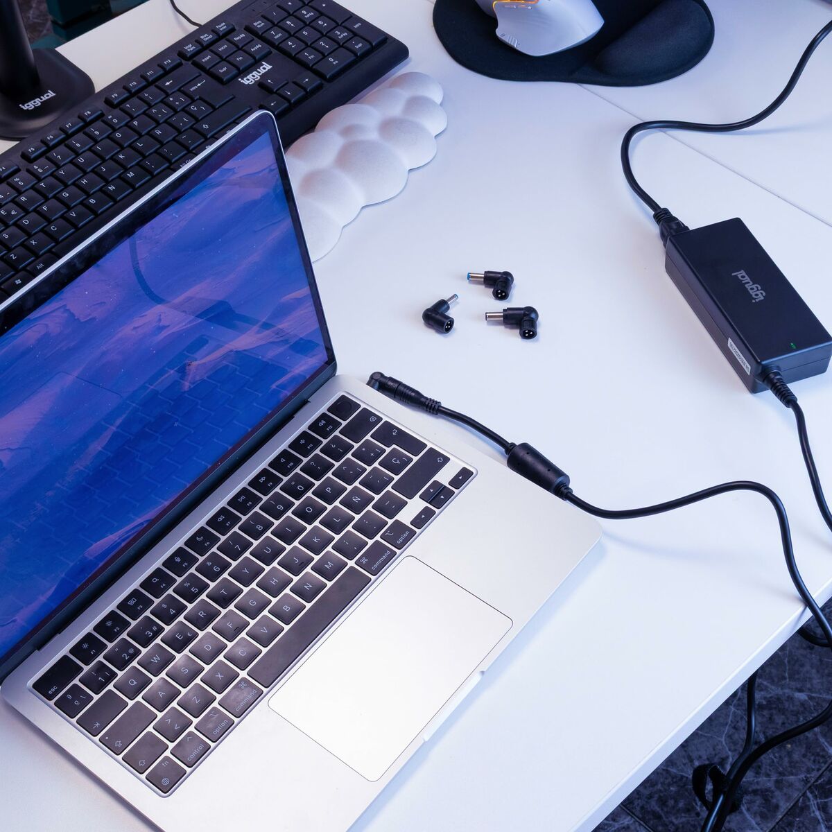 V2HB1C758BA03E7772D7CD35B7F736D39A6R6999003P8